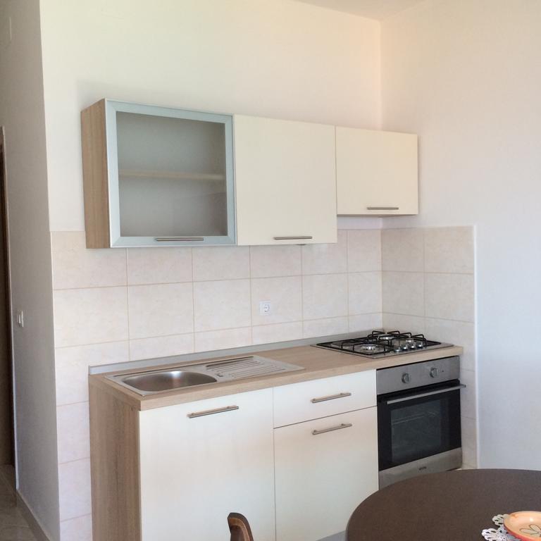 Apartments Pisac Ražanj Rom bilde